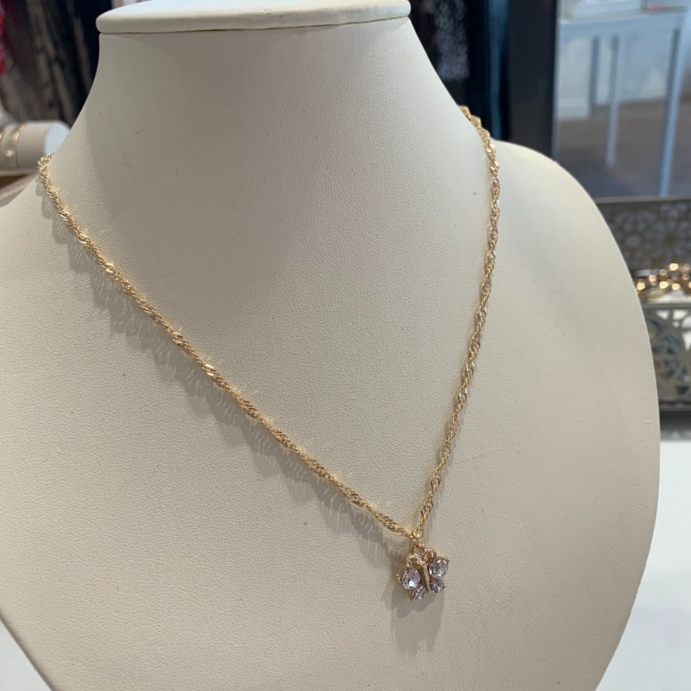 ❌SOLD OUT❌ JENNY DAINTY BUTTERFLY NECKLACE - Picture 3 of 3